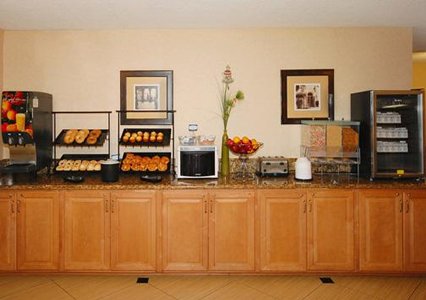 Comfort Inn Executive Center 05.[1]